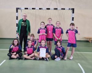 Miniaturka: Dobry występ w Powiatowych zawodachw w Dwa ognie