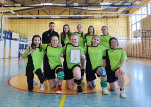 Miniaturka: Półfinał Wojewódzkich Igrzysk Szkół Wiejskich w Mini Piłce siatkowej dziewcząt