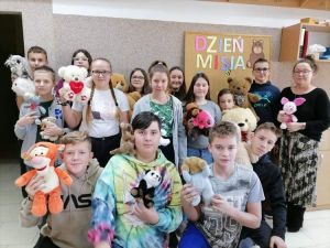 Miniaturka: Światowy Dzień Pluszowego Misia