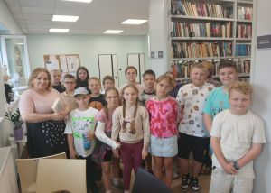 Miniaturka: Wizyta klasy IVa w Publicznej Bibliotece w Lubrzy