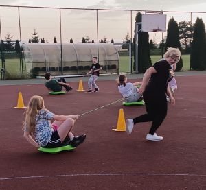 Miniaturka: Zajęcia sportowe uczniów klasy V z rodzicami
