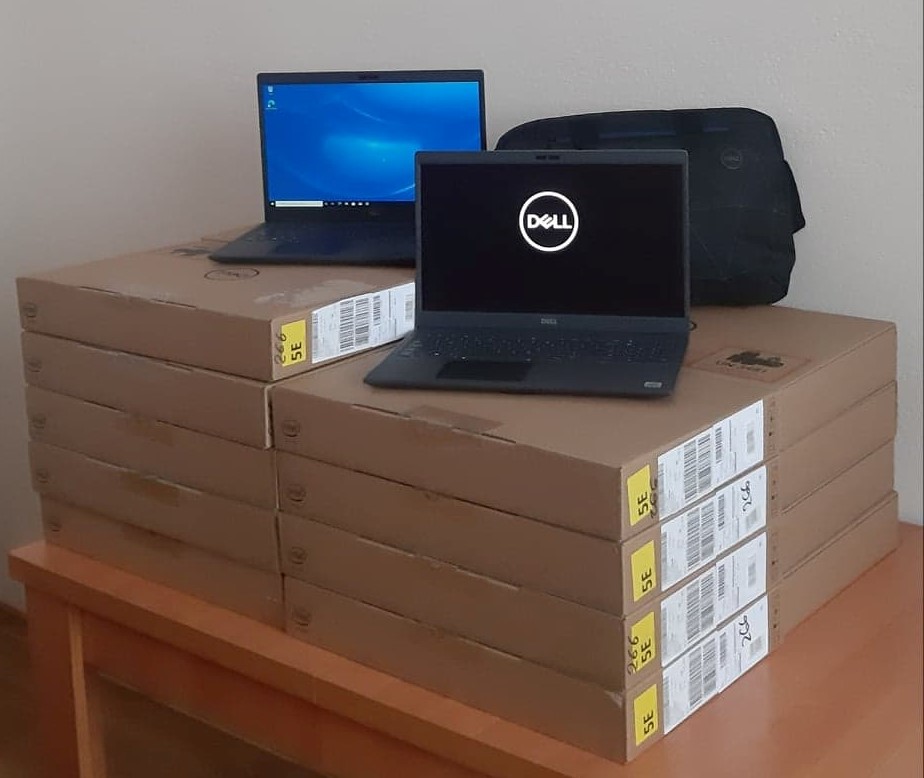 Obraz: Laptopy
